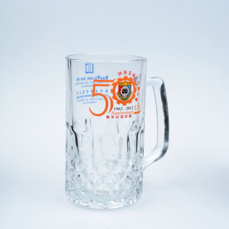 纪念啤酒杯 带柄玻璃杯 透明饮料杯 贴花加LOGO描金喷砂工艺加工
