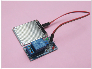 雨滴控制器模块　雨滴传感器模块 叶面湿度 无水接通开关