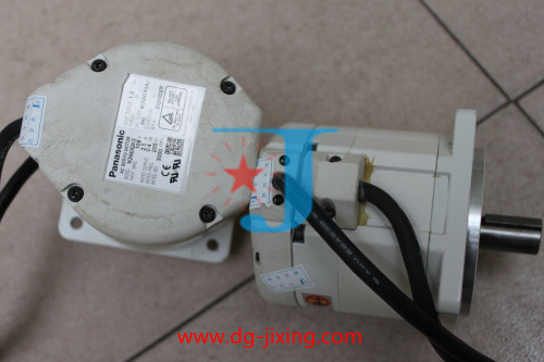 A 二手松下伺服马达MQMA042A1A