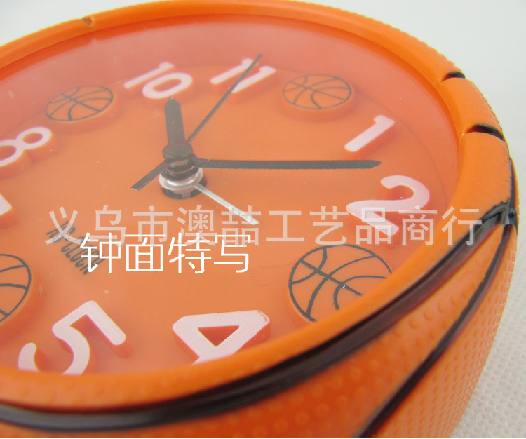 3D立体篮球足球闹钟