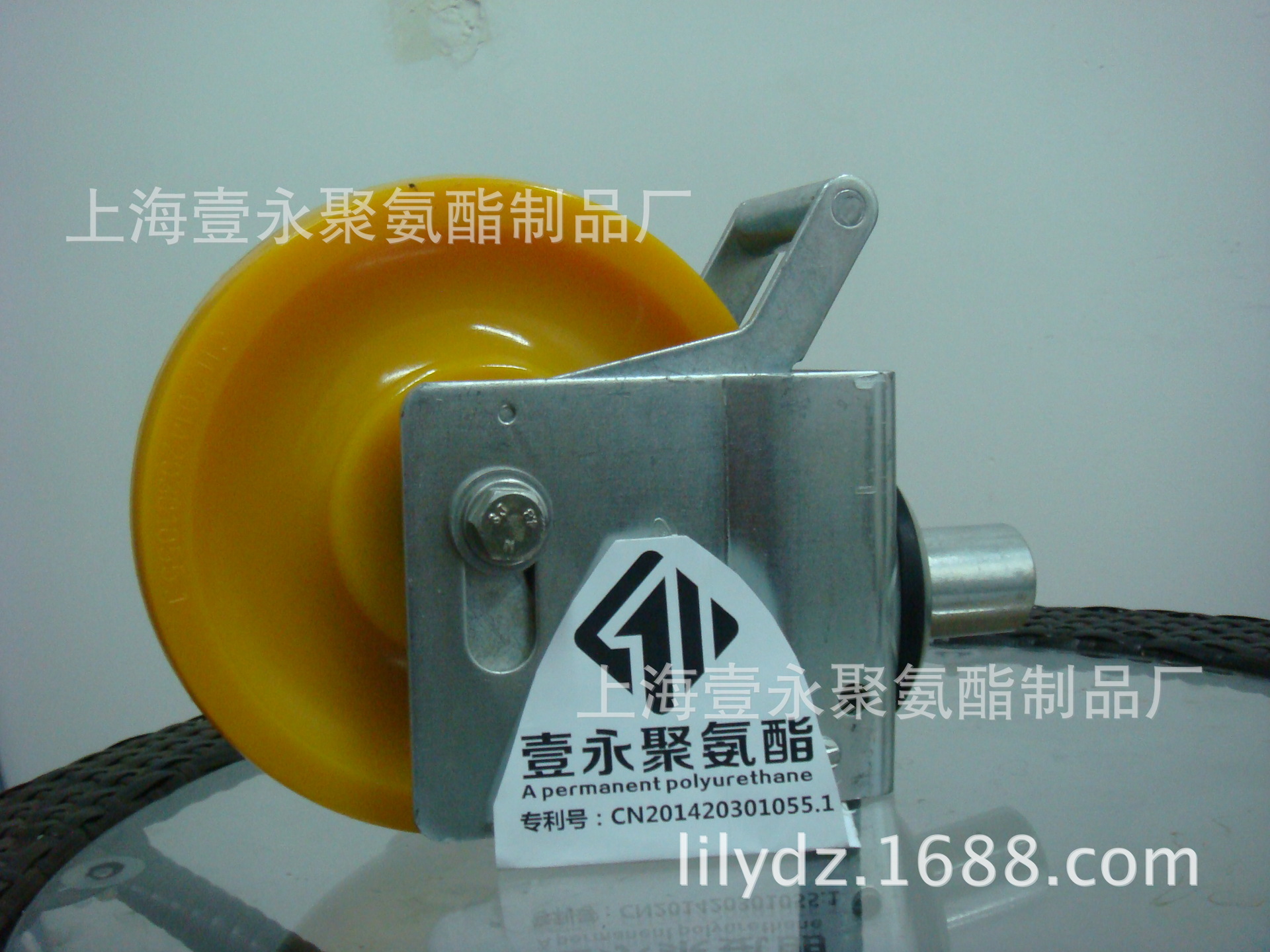 厂家直供8寸聚氨酯预警鹰架轮 万向轮 叉车轮