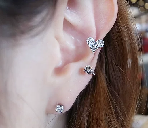 Cute ear clips heart shaped, universal earrings