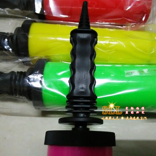 Manufacturer wholesale two-way hand push inflator manual inflator simple round portable plastic balloon inflator