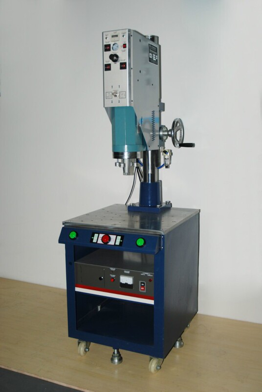 Ultrasonic ointment medicine bottle sealing machine welding machine ultrasonic facial cleanser welding machine ultrasonic welding machine