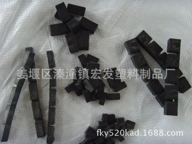 专业提供 四方型塑料垫片 方斜塑料垫片