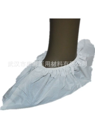 Одноразовые бахилы утолщенные бытовые Нескользящие износостойкие водонепроницаемые домашние мужские и женские пылезащитные прозрачные пластиковые чехлы для ног