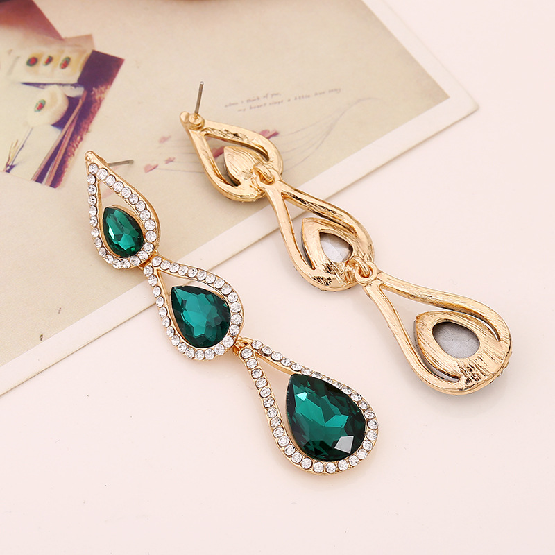 Geometric Diamond Alloy Earrings display picture 5