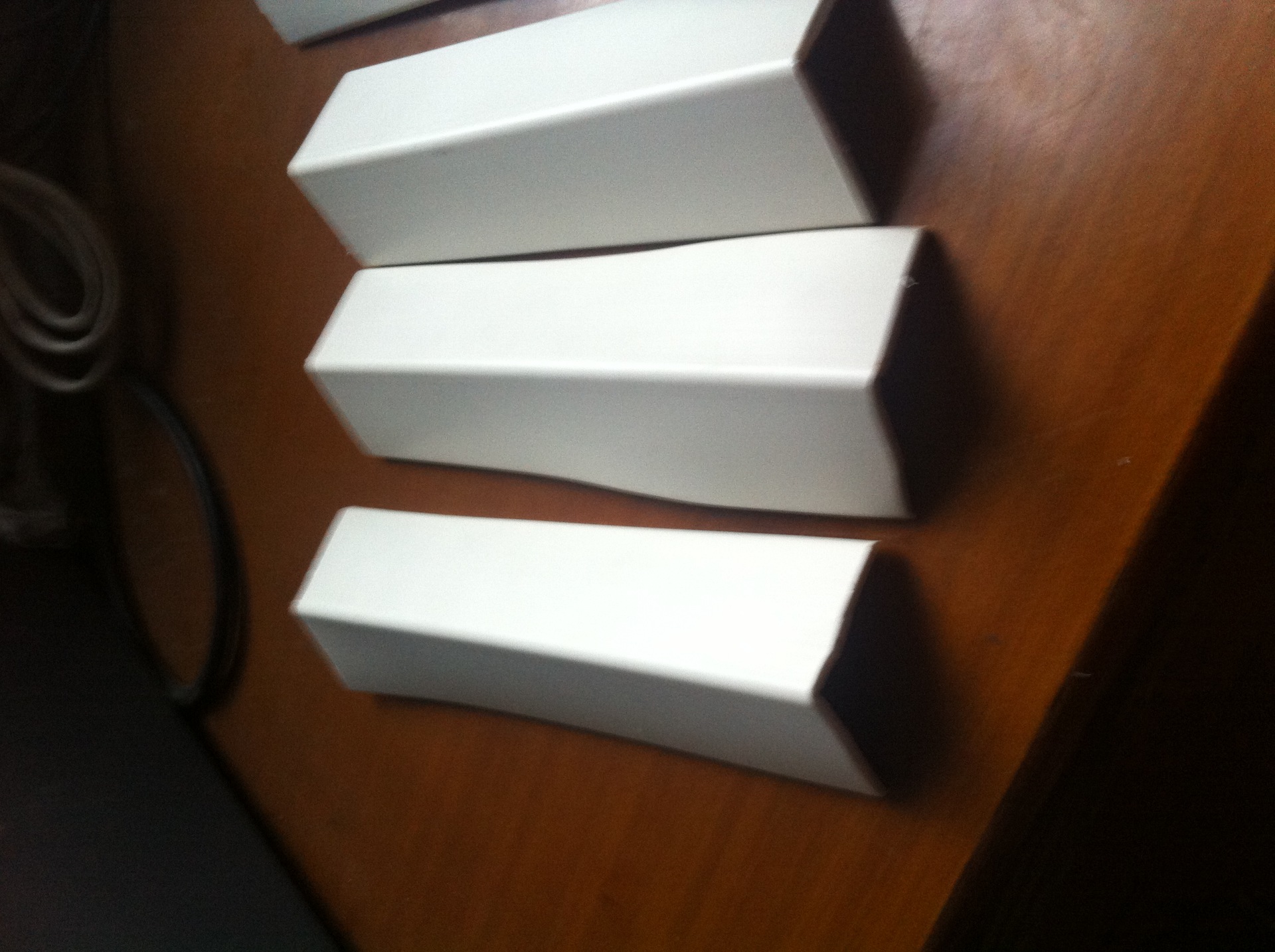 特价PVC护墙角，数量有限，欲购从速