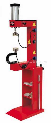 轿车轮胎气动硫化机BT-5000A