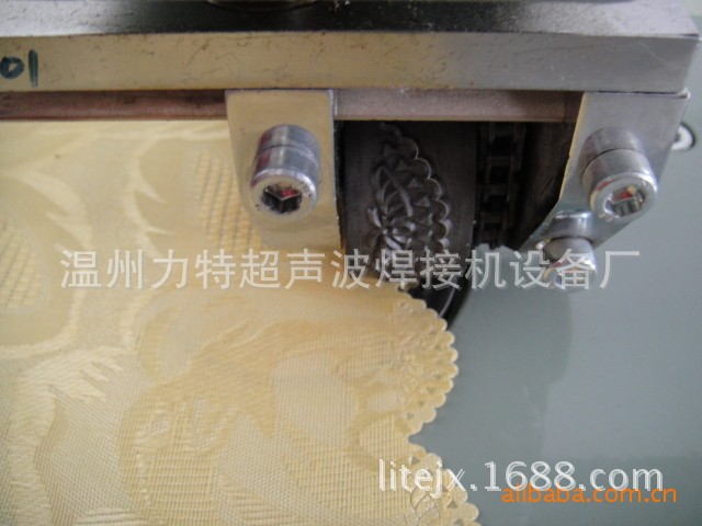 超声波花边机，超声波无纺布缝合，超声波冲切，超声波焊接机