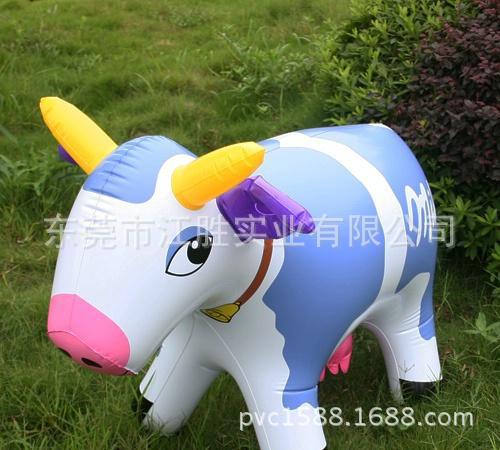 充氣牛