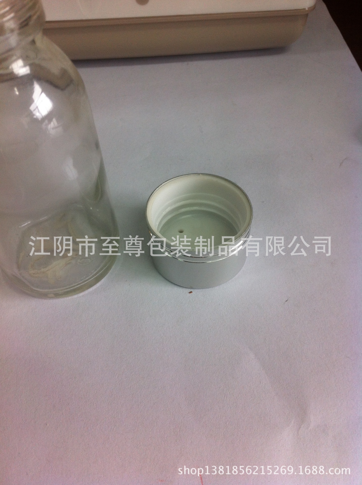 保健品瓶盖 化妆品铝盖 28牙电化铝盖 工厂源头 通用螺牙氧化铝盖