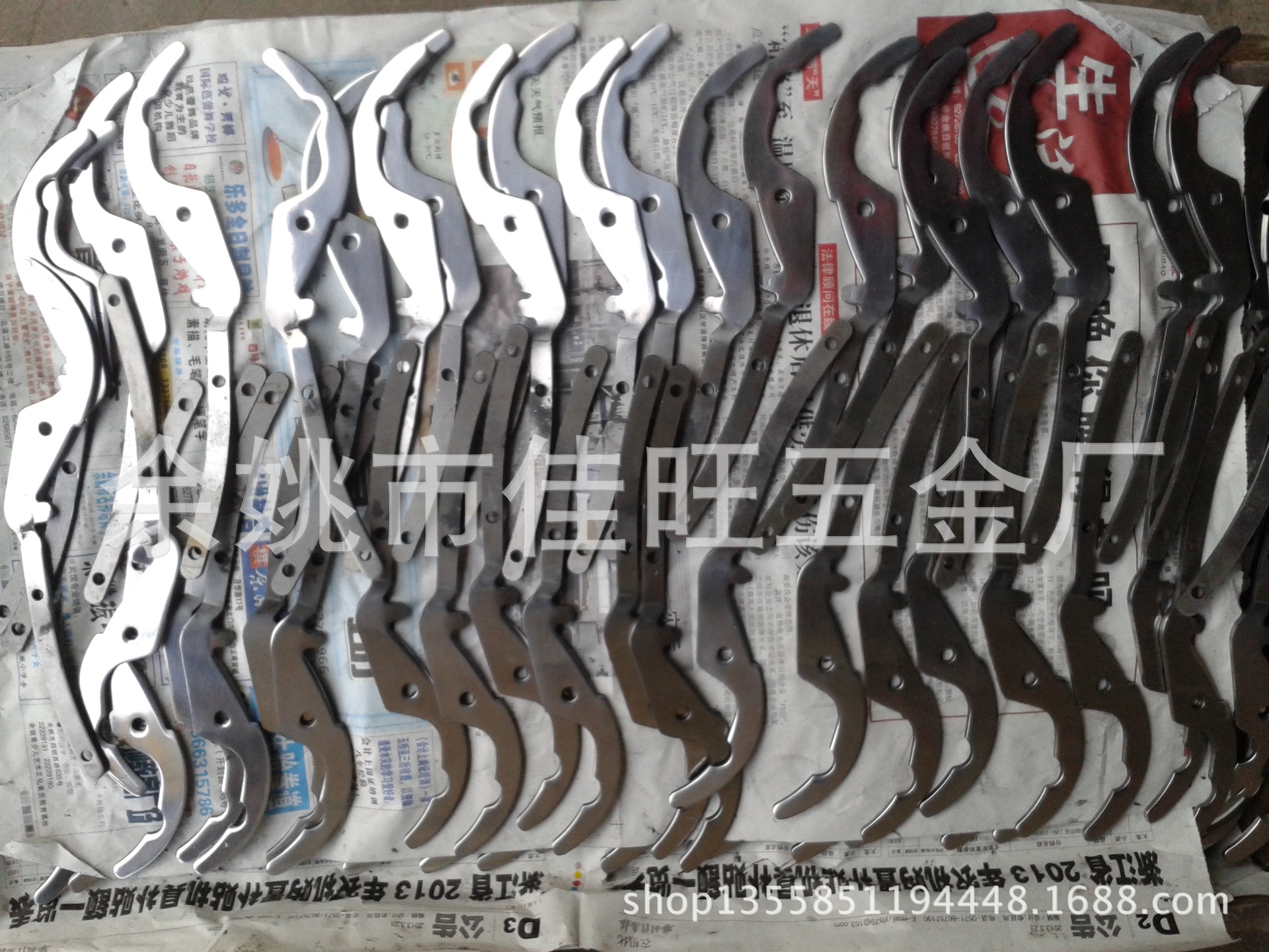 浙江省宁波市余姚市不锈钢猪尾巴剪刀产品抛光拉丝抛丸 喷砂