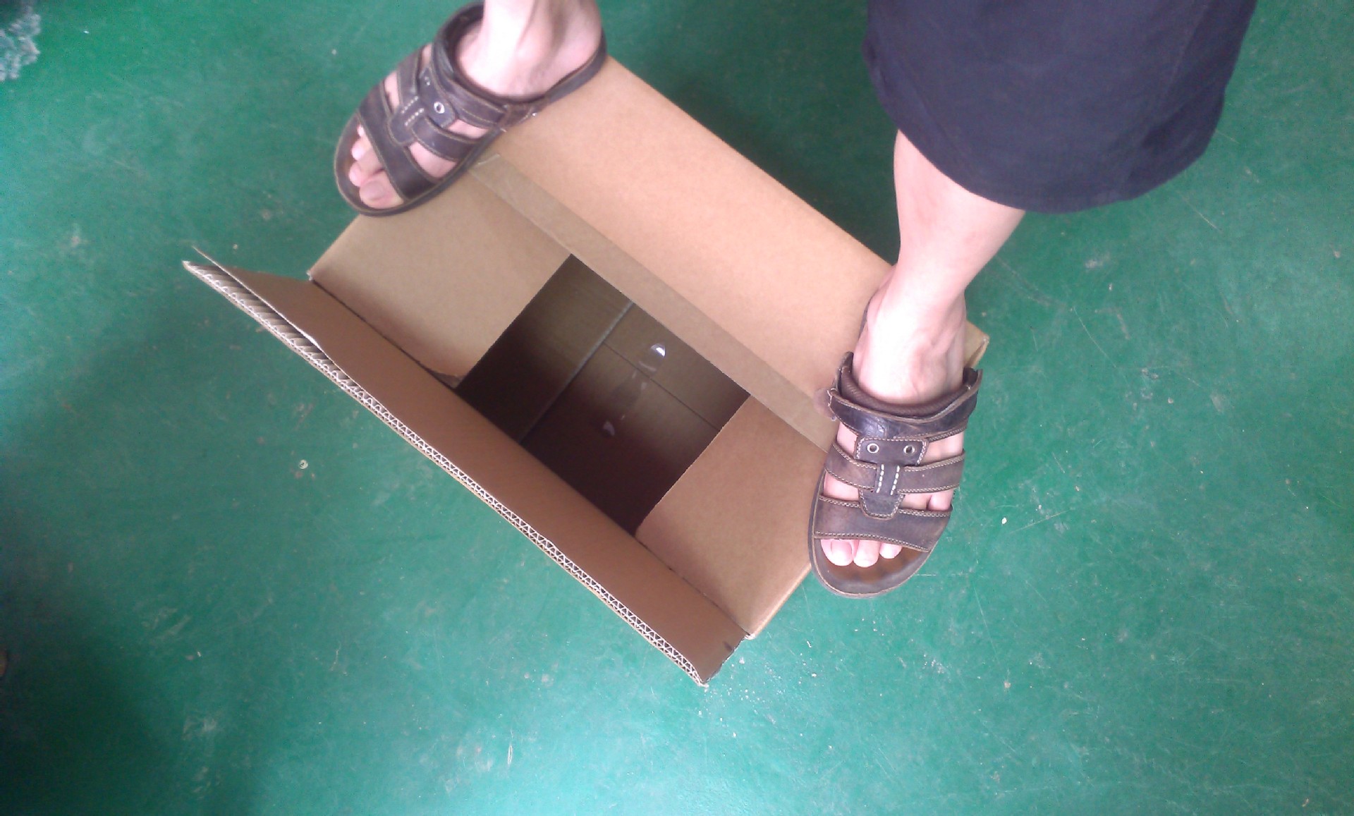 深圳平湖新木村上木古村纸箱纸盒亚马逊电商物流亚马逊出口