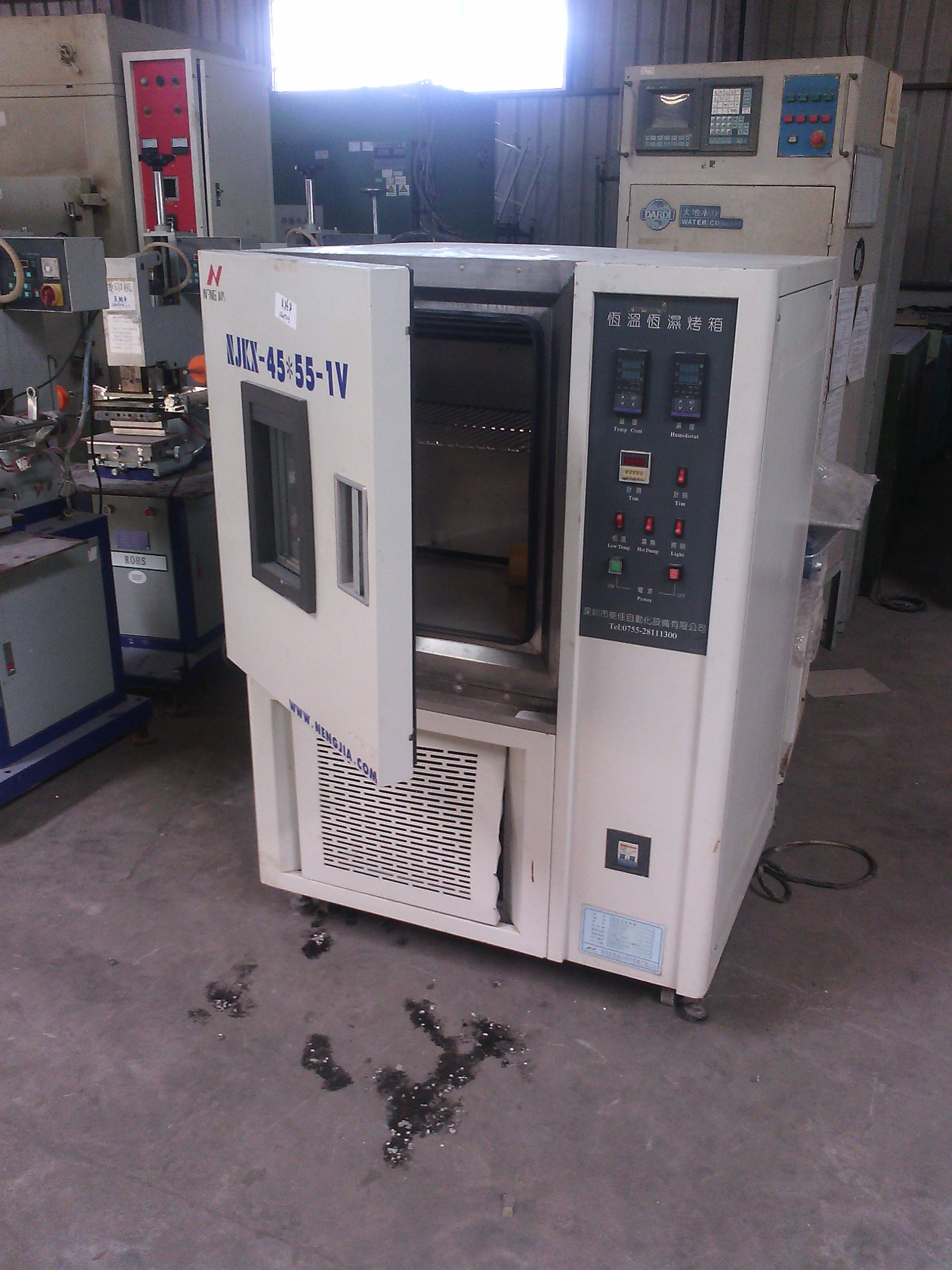 出售二手恒温恒湿机50*50CM