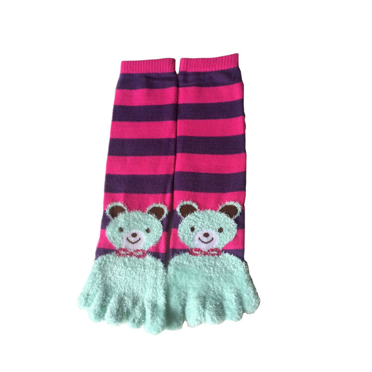 Factory Wholesale Five-Toe Socks for Women, Mid-Length Candy-Colored Rainbow Five-Toe Socks, Thick Cashmere Autumn and Winter Socks