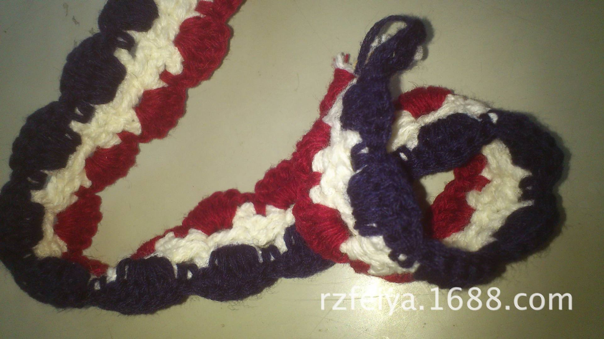 日照手钩老厂直供流行款3CM手钩马海毛花色花边 。可来图来样定做