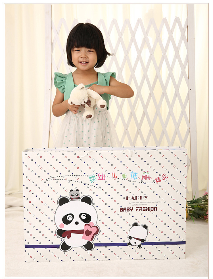 Coffret cadeau pour bébé - Vêtements + Accessoires - Ref 1977195 Image 8