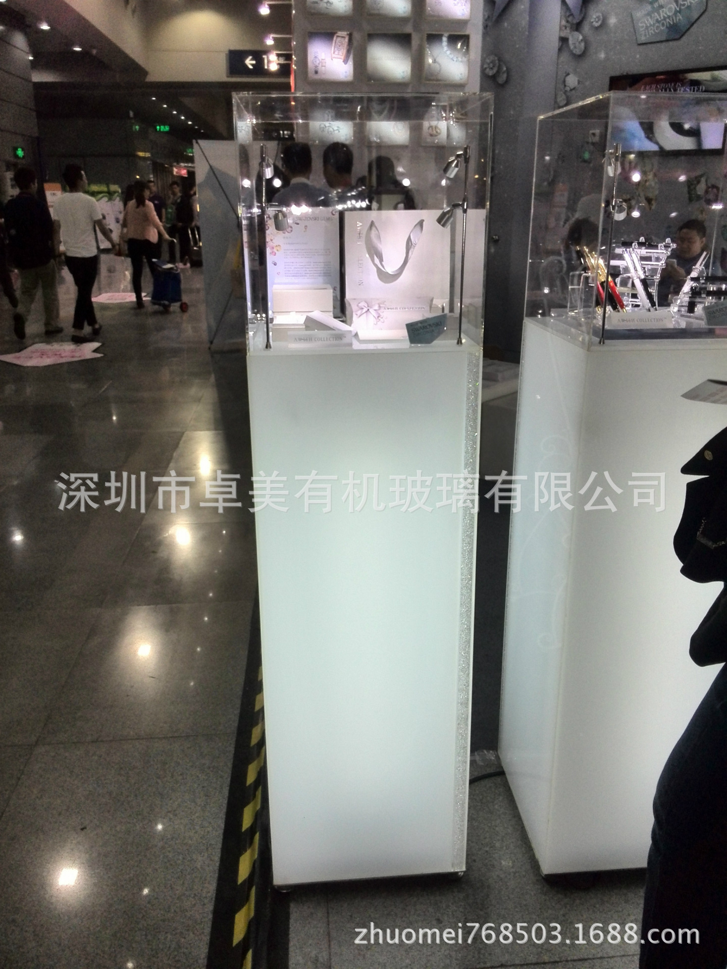 工厂亚克力珠宝展示柜定制化妆品亞克力展示柜有机玻璃展架定制