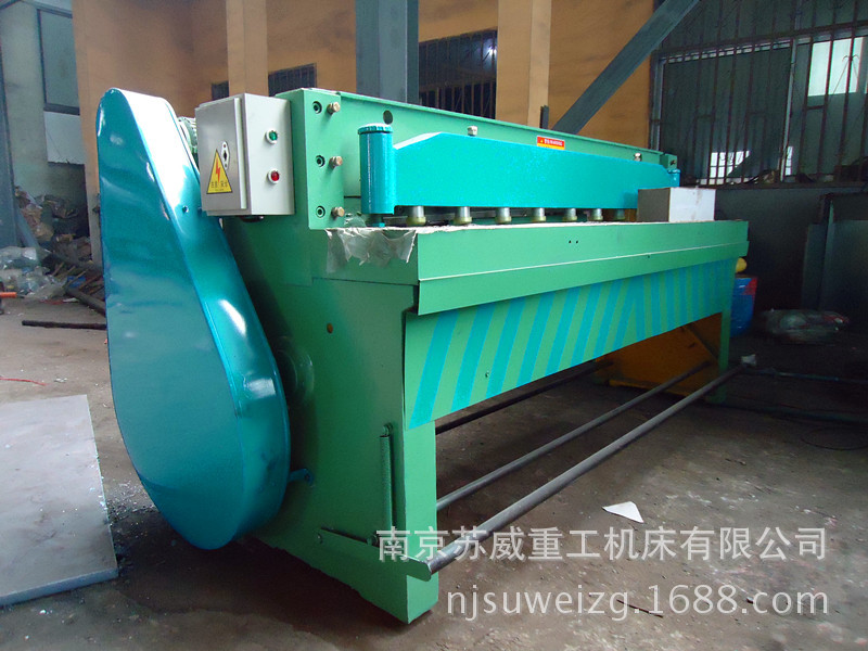 直销品牌剪板机 机械型剪板机 老式耐用剪板机 南京剪板机