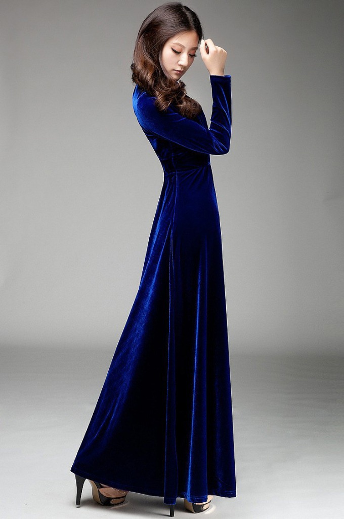 V-Neck Long-Sleeved Gold Velvet Long Dress NSYF47038