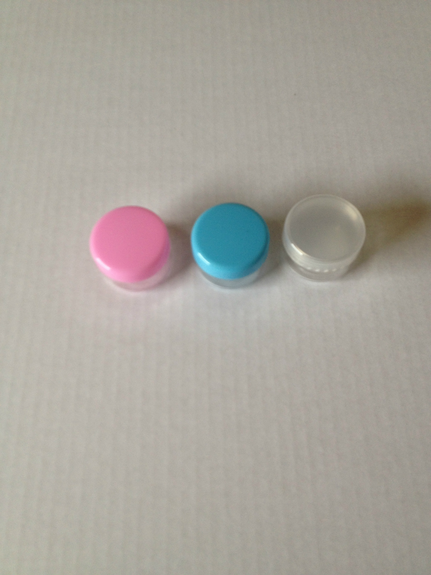 厂家供应旅行分装面霜盒 眼影盒 塑料小膏霜瓶 批发