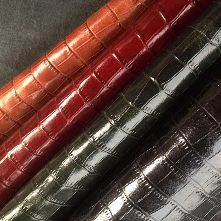 现货处理方格鳄鱼纹手表带皮头层牛皮革