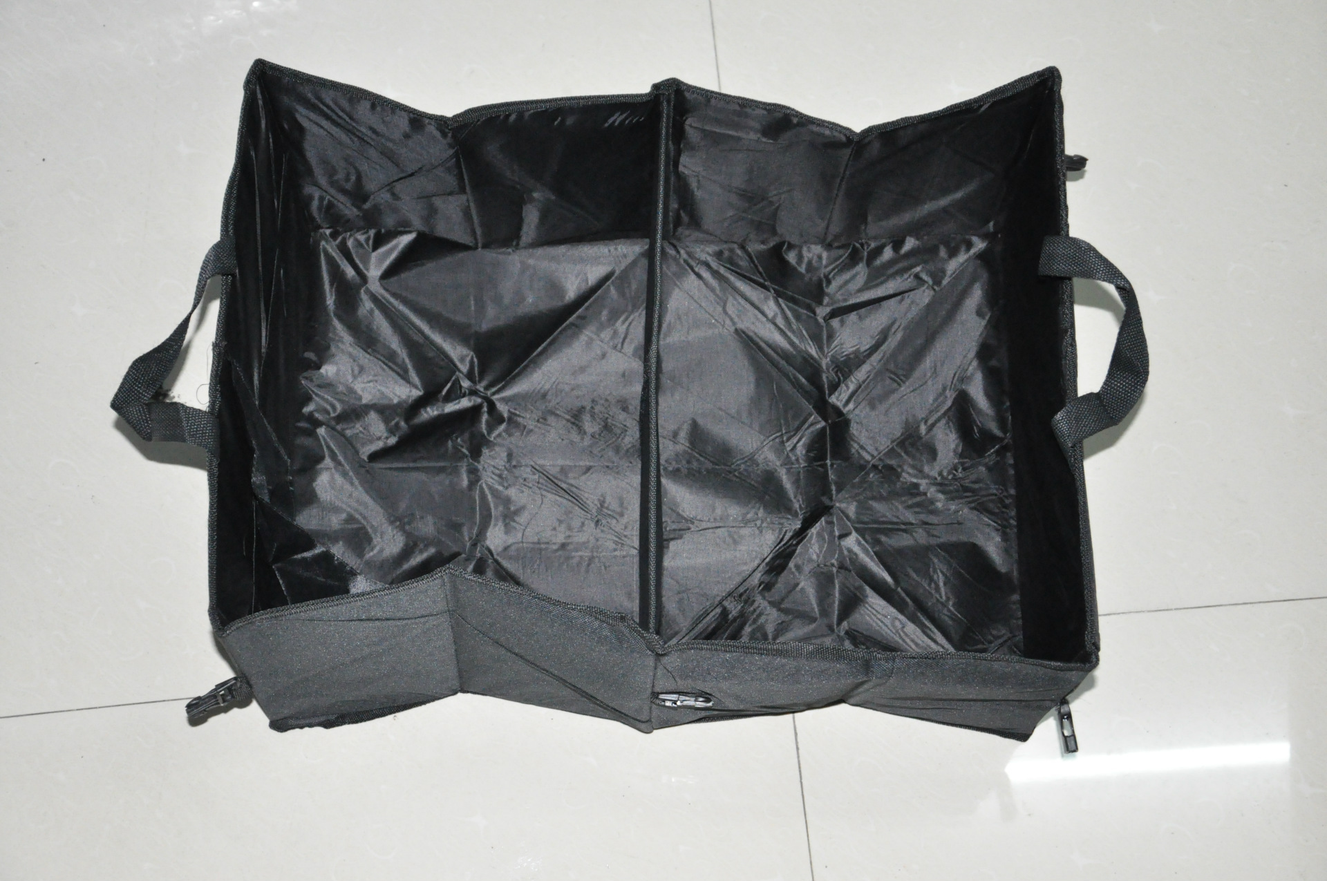 1128086574_2138111559