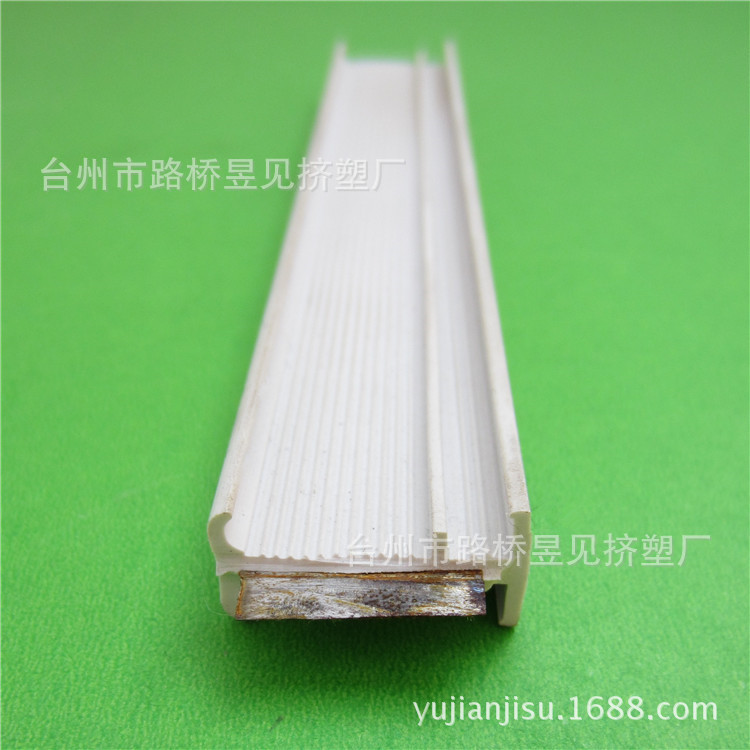 PVC白色异型材44——加铁 (4)