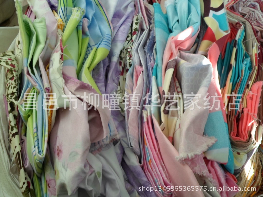24新花型印花布论吨卖按斤称残次品布布头布尾二等品布匹