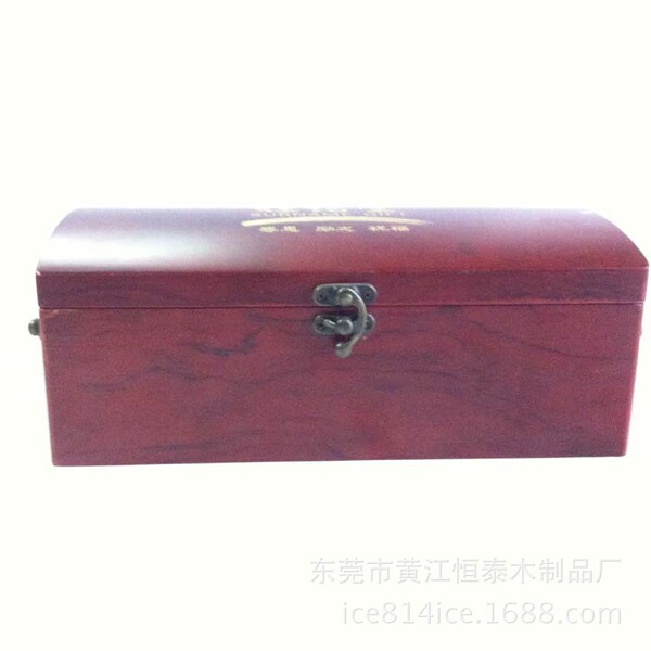 Wooden winter rectangular storage box