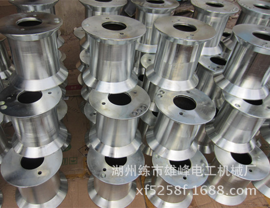 供应各种型号的高速机用铁盘、线盘、铁轴、工字轮、镀锌铁轴(图