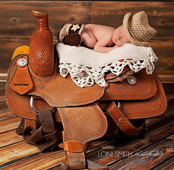 手工毛线编织儿童摄影服饰 婴儿满月百天拍照影楼服装 造型服牛仔