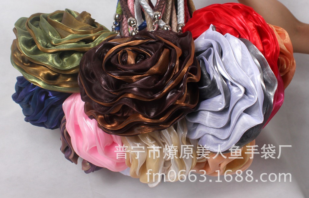 Túi dạ hội hoa satin ba chiều xách tay nhỏ — Màu trắng, Màu tím, Màu xanh lam, Màu đen chi tiết 15