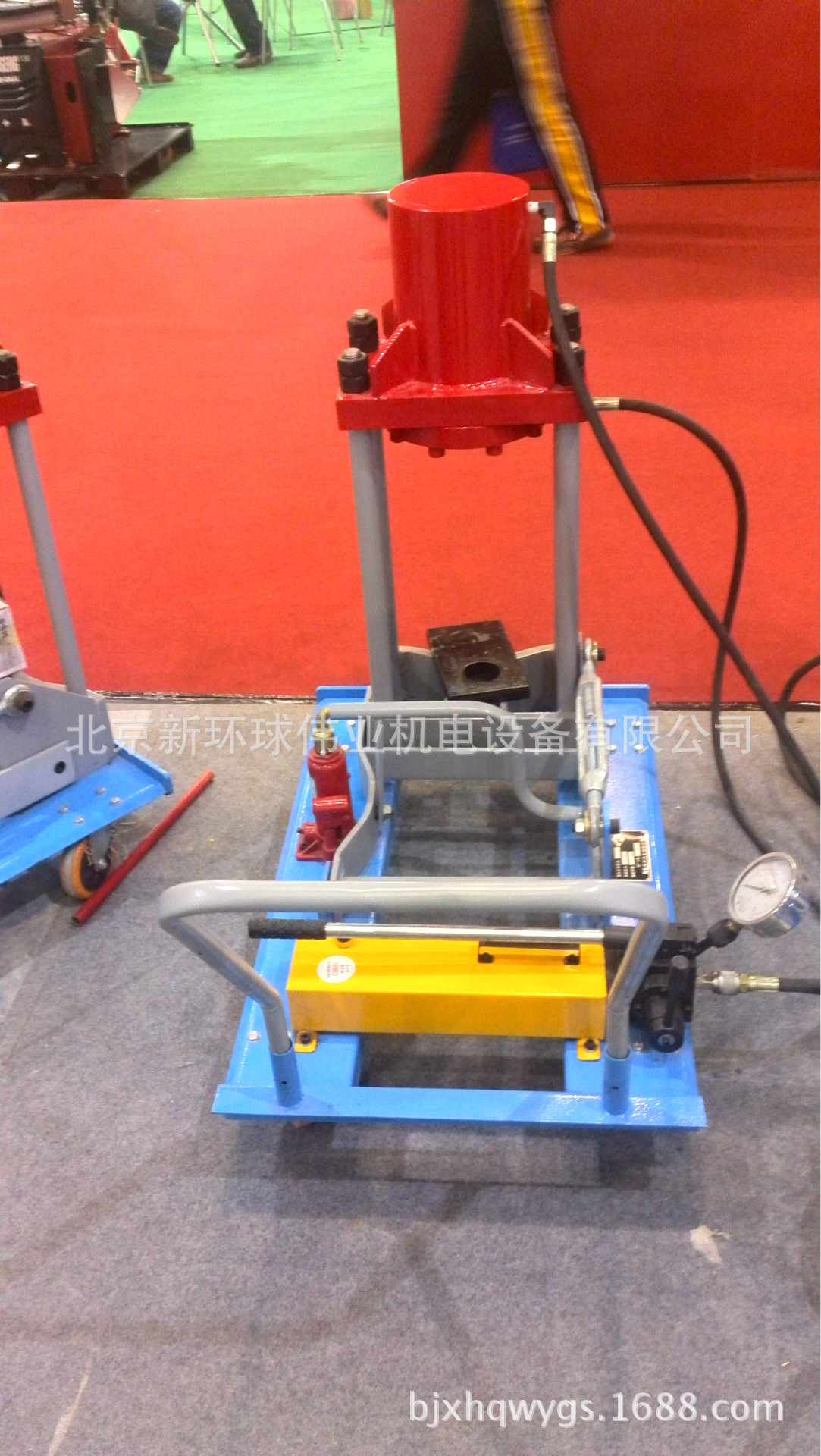 100T手动液压转向节立柱拆装机