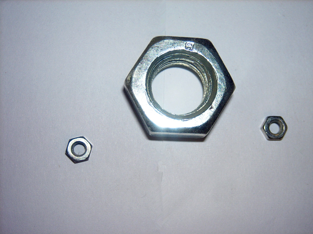 日标螺母JISB1811 碳钢8级蓝白锌 六角螺母M3M4M5M6M8M20