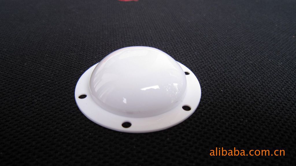 �������������Ӧ����͸����PIR lens������ֱ��