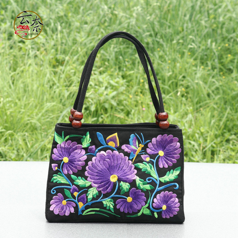 2020 nuevo estilo étnico bolsa de doble cara bordada de doble capa de lona bordada de mediana edad y anciana bolsa de mujer fabricante de fuente