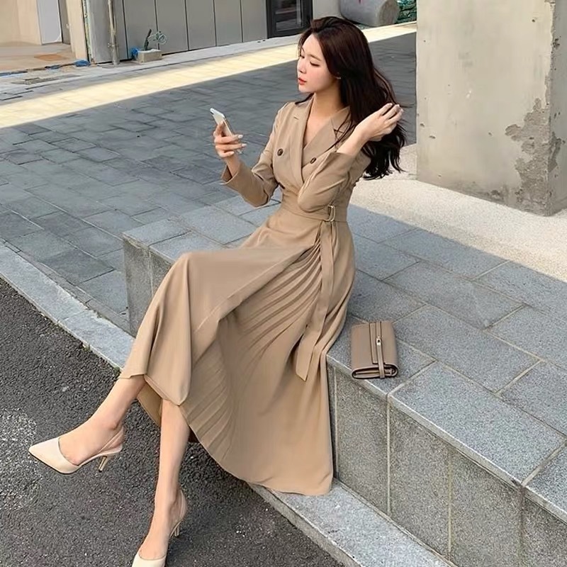 dress 2024 spring new socialite women's temperament fashion waist slimming long sleeve pleated skirt a generation of hair