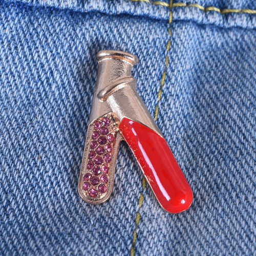 European and American summer new medical device series brooches, laboratory equipment test tube shape brooches, accessories wholesale