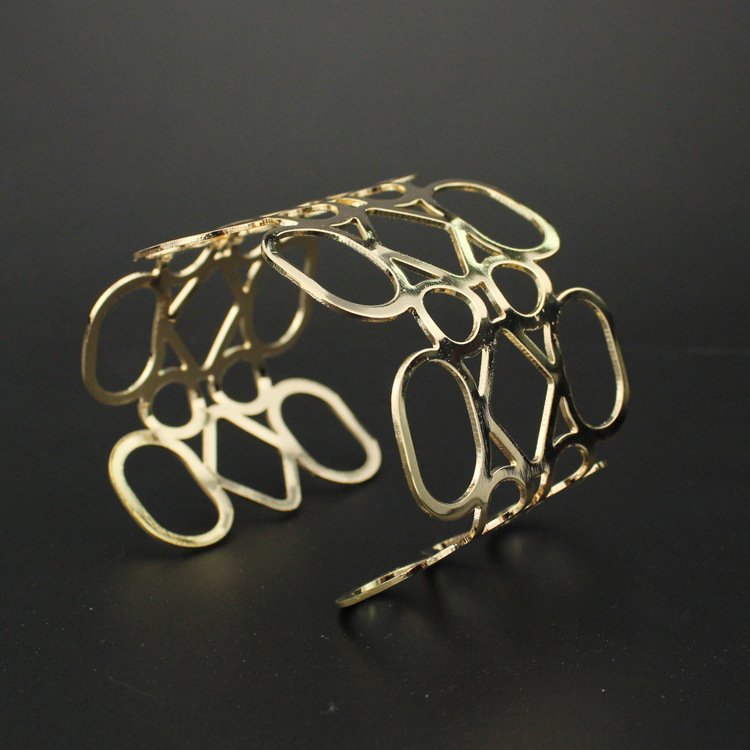 Fashionable bracelet