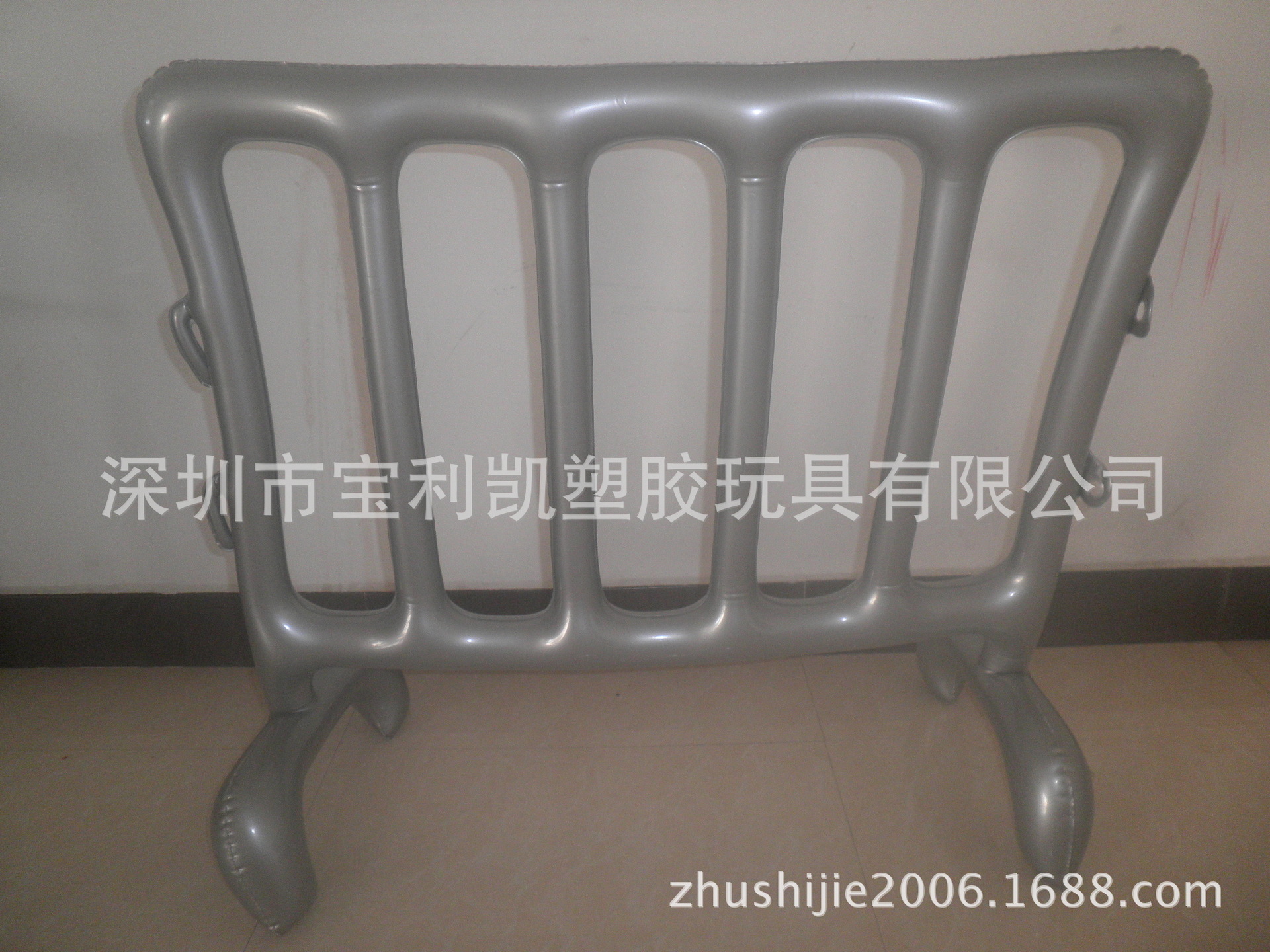 工厂专业直供充气气模，pvc充气栏杆气模