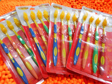 牙刷尖头329硬胶牙刷 地摊货源跑江湖产品 厂家直销