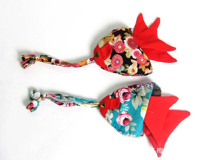 佈藝金魚鑰匙扣包