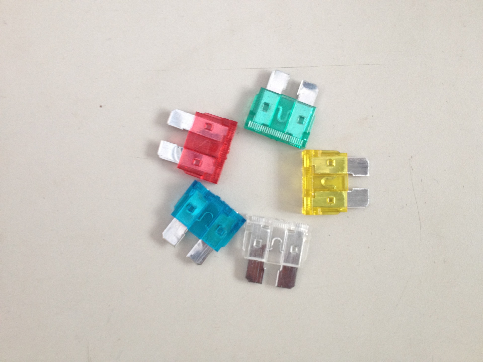 车用低压保险丝