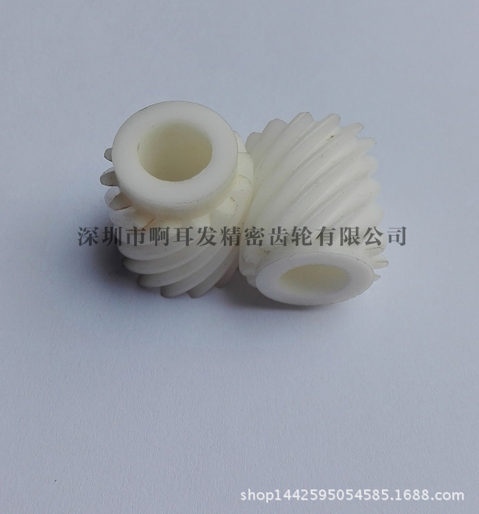 POM（赛钢）斜齿圆柱齿轮，厂家可来图来样来料生产加工定制