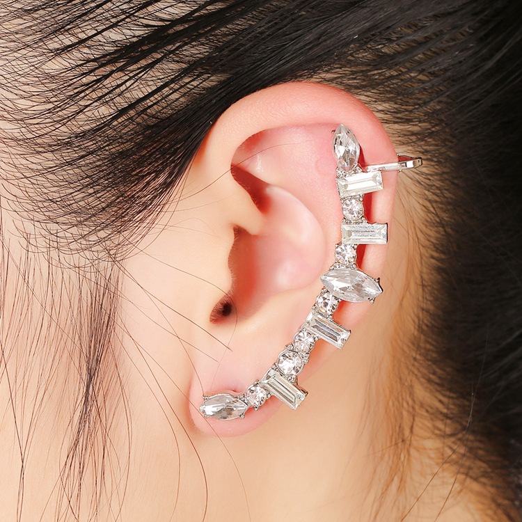 Einfache Neue Mode Ohr Knochenclip display picture 7