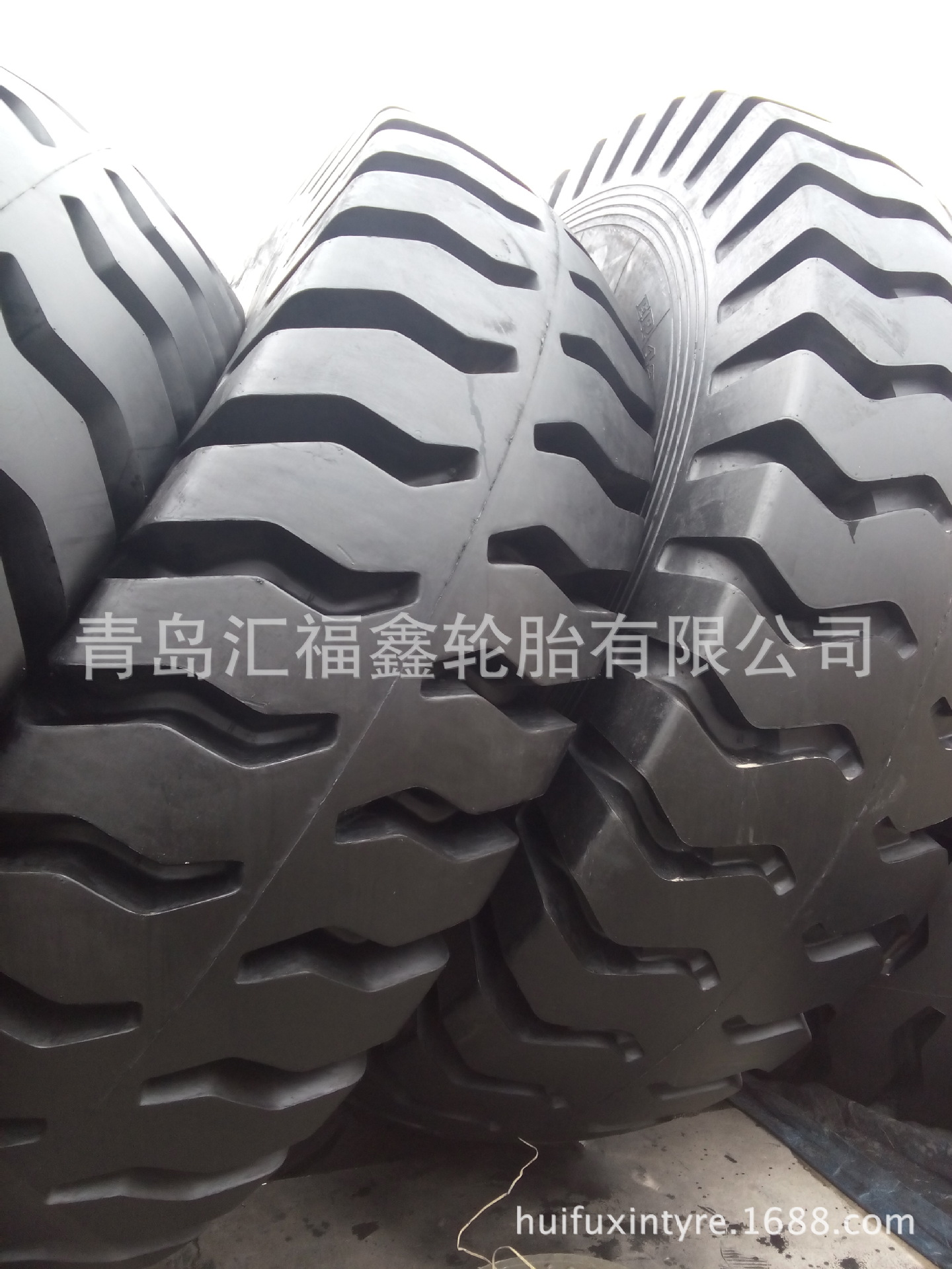 出口供应火炬工程机械轮胎 36.00-51 矿山车轮胎3600-51