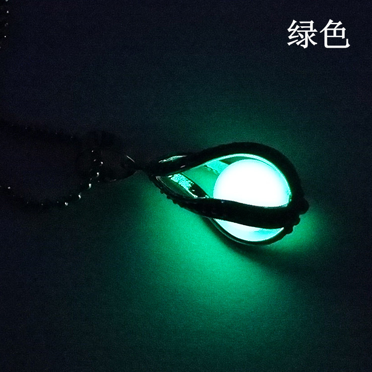 Collier Pendentif Sirène Perle Lumineuse À La Mode En Spirale Creuse En Gros display picture 7