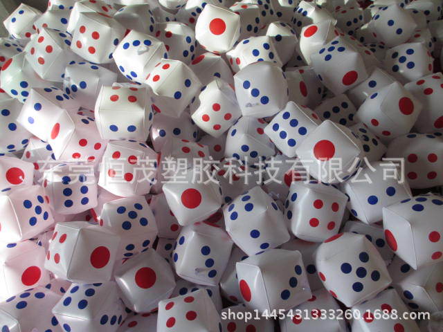 东莞厂家直销PVC充气色子 充气立方体 充气方块